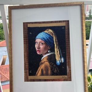 Framed Diamond Art Portrait – Pearl Earring Inspired Mosaic